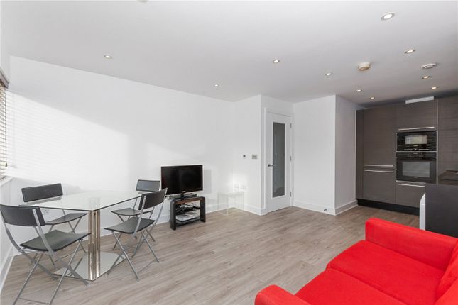 Thumbnail Flat to rent in Drummond Way, London
