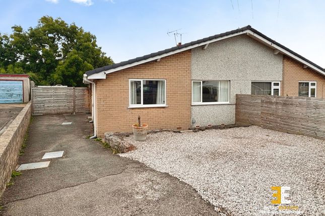 3-bed house on 40, Pendyffryn, Llandudno Junction, £270,000
