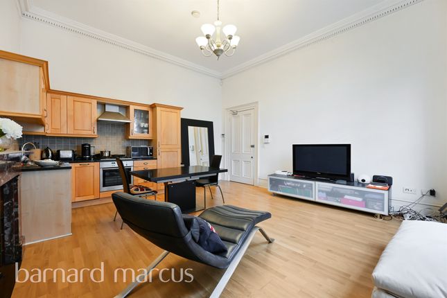 Studio for sale in West Hill, London
