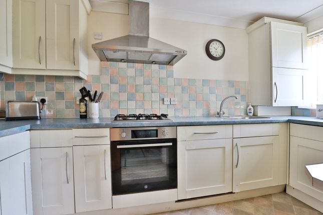 11, The George Mews, Hampshire photo 3