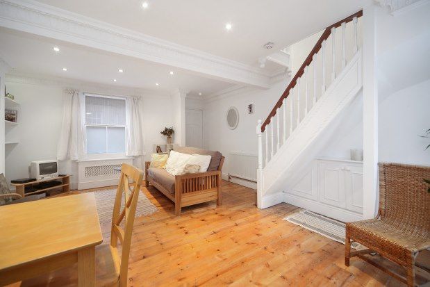Thumbnail Property to rent in Shaftesbury Road, Richmond