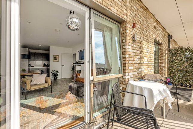 Hendrix Court, 22, Valley Road, London photo 5