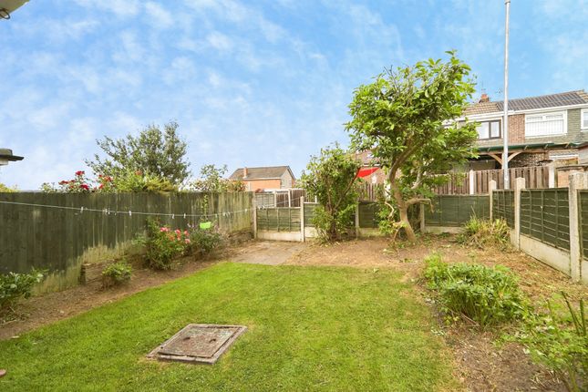 40, Greenlea Road, Leeds photo 4