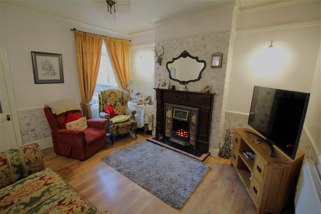 Terraced house for sale in Stourbridge Road, Dudley