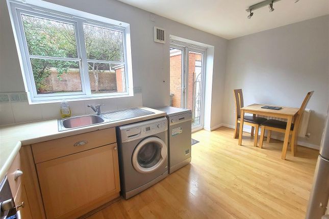 25, Elmridge Way, Northwich photo 3