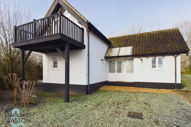 Thumbnail Cottage for sale in Staithe Road, Burgh St. Peter, Beccles
