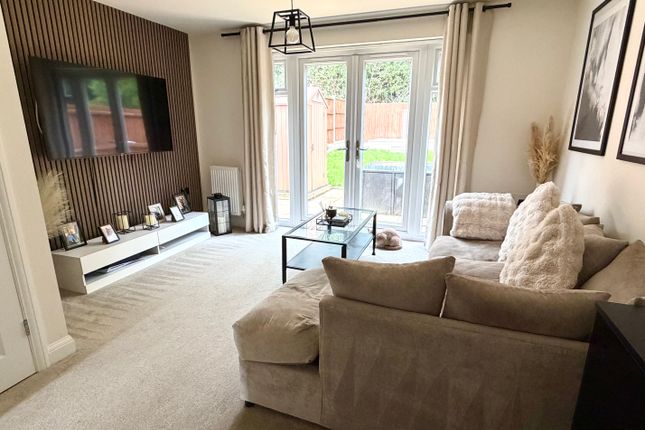 26, Gardner Court, Doveridge photo 4