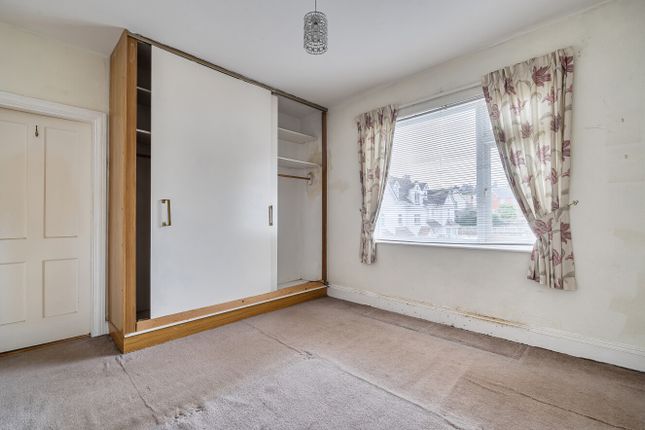 6, Conway Crescent, Devon photo 4