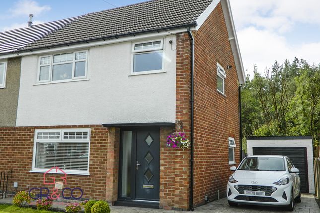 34 Glanhowy Street, Tredegar photo 4