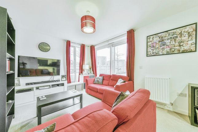 Flat for sale in Allwoods Place, Hitchin