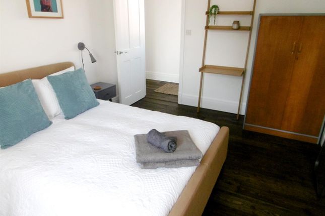 Flat to rent in High Street, Whitstable