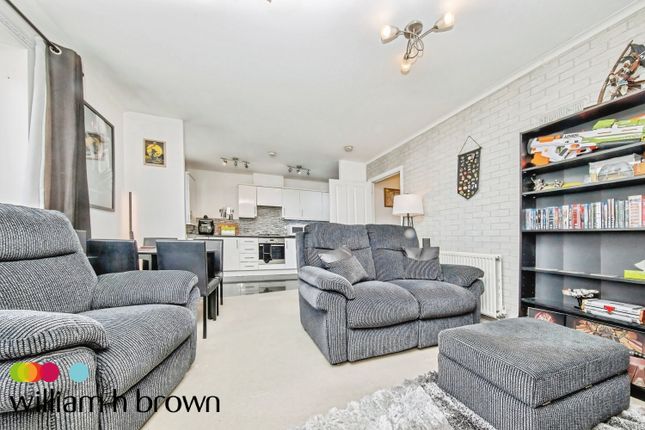 Flat 17, Shearwater House, Heron Way, HARWICH photo 4