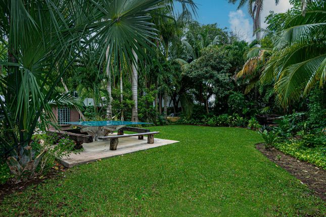 Detached house for sale in Blvd. Luis Donaldo Colosio, Cancún, MX