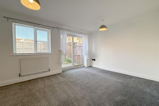 29, Redfearn Mews, Harrogate photo 4