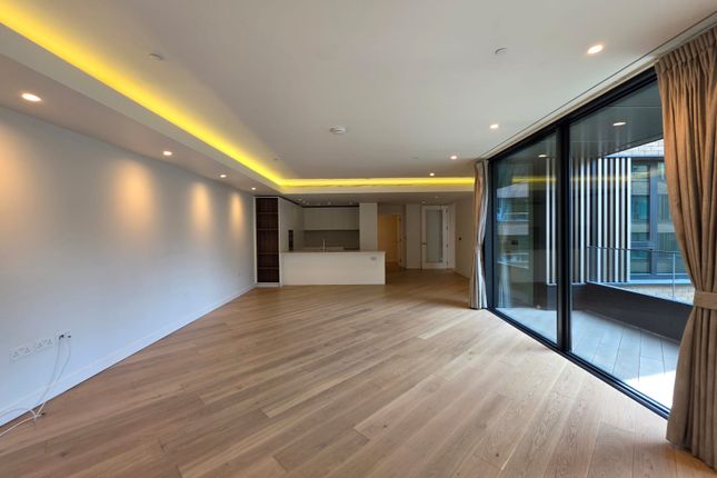 Apt 502 , 101 Television Centre, Woodlane, london photo 2