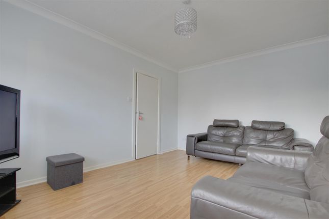 46, Terringes Avenue, Worthing photo 4