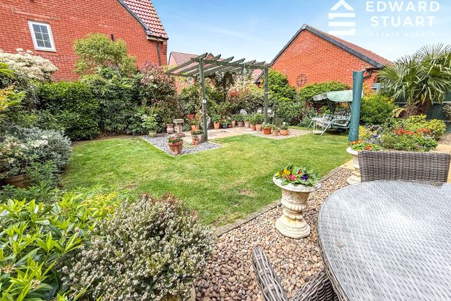 55, Snowley Park, Peterborough photo 2
