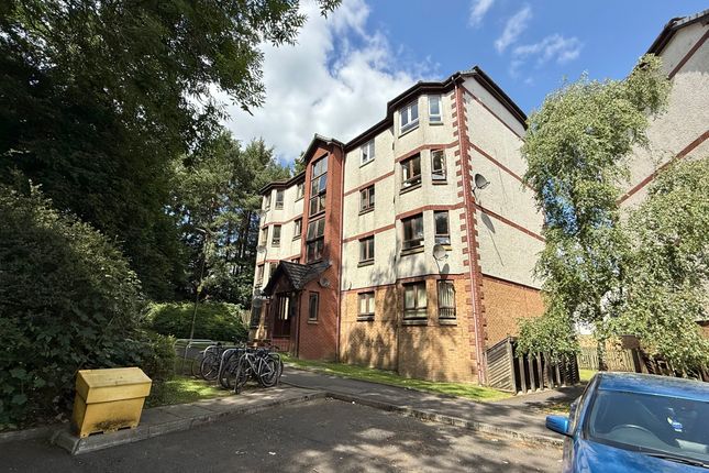 2-bed flat on 84/12 Waverley Crescent, Livingston, £110,000