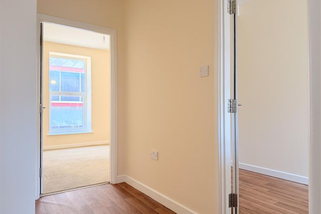 FLAT 1, 16, Park Street, Llanelli photo 3