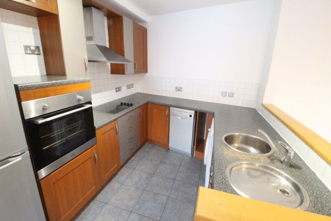 Flat for sale in Chapel Street, Salford, Greater Manchester