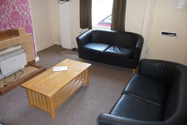 Harold Avenue, 17, Leeds photo 2