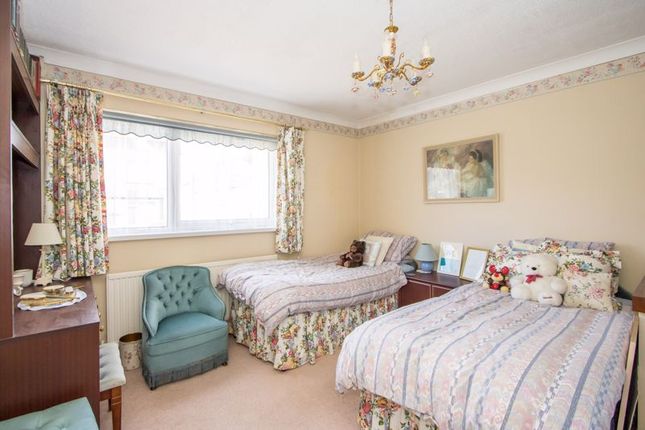 Flat for sale in Bradford Place, Penarth