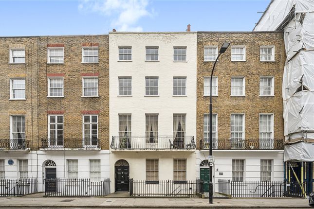 Flat B, 31, Conway Street, London photo 3