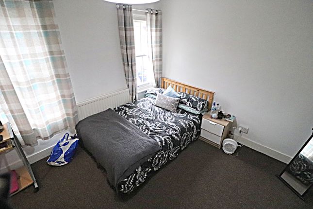 Room To Rent In Gladstone Street Bedford Mk41 Zoopla