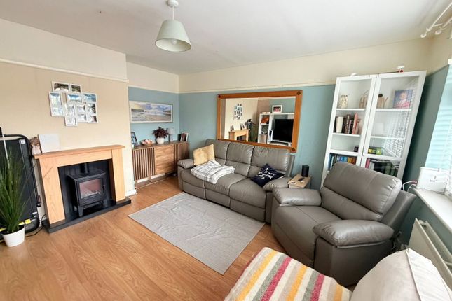 19, Bents Avenue, Stockport photo 3