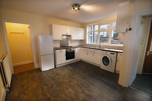 548, High Road, London photo 3