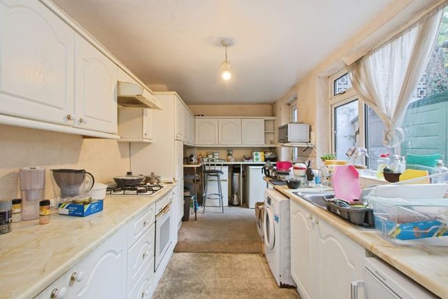 16, Brookhill Road, London photo 2