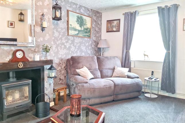 3, Rodmore Crescent, Shepton Mallet photo 2