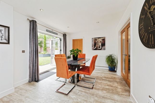 18, Downs View Way, Canterbury photo 4