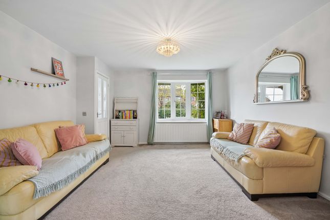 44 Kysbie Close, Abingdon photo 5