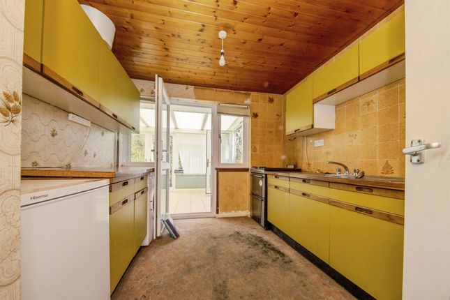 12, Cats Lane, Sudbury photo 4