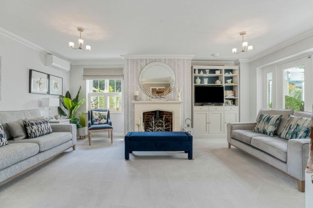 21 Mansion Gardens, Towcester photo 4