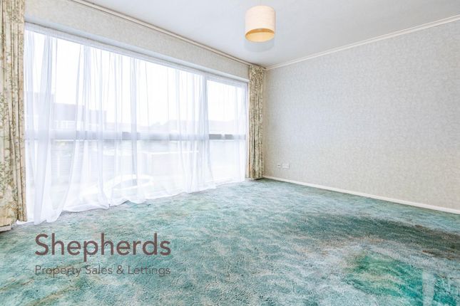 8, Berners Way, Broxbourne photo 2