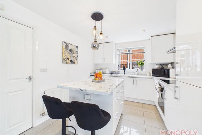 3 Penson Court, Wrexham photo 3