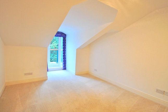 Flat to rent in Ray Mead Road, Maidenhead, Berkshire