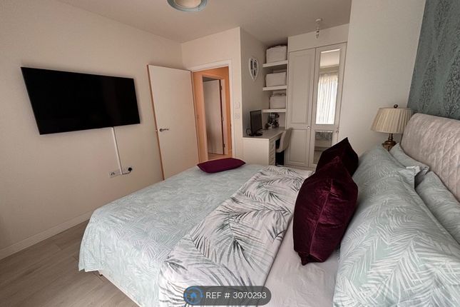 Flat, Foxglove Apartments Bittacy Hill, London photo 3