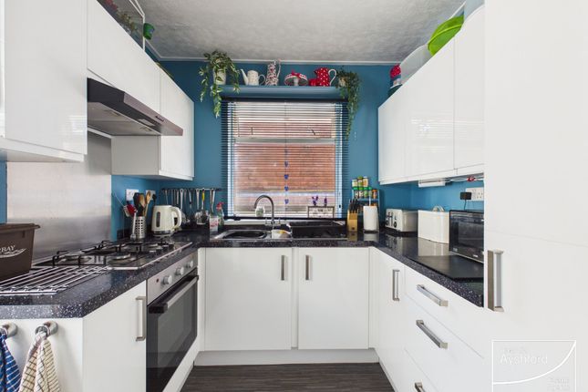 74 Shorton Valley Road, Paignton photo 3