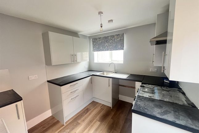 48, Crofton Park, Yeovil photo 2