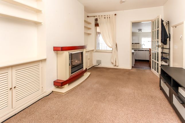 19, Hatton Park Road, Wellingborough photo 4