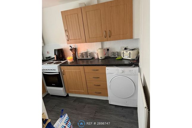 Rotherfield Square, Sunderland photo 4