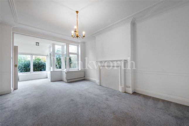 36, Hodford Road, London photo 4
