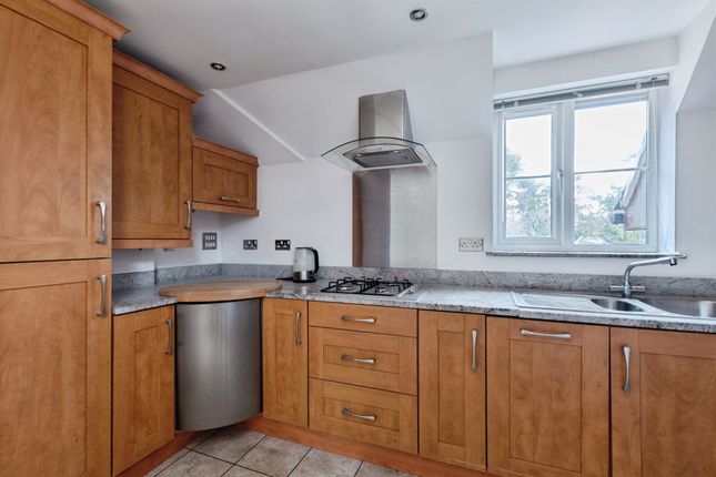 Flat 12, Hollybrook, 114, Station Road, Ferndown photo 2