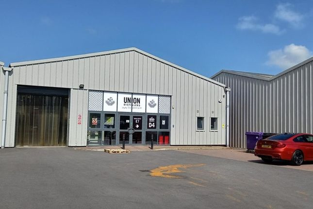 Light industrial to let in D4, Valley Way, Market Harborough, Leicestershire
