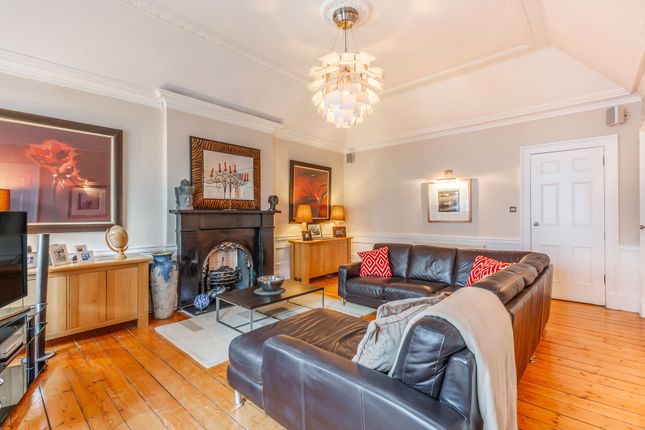 Flat for sale in 23/5 Torphichen Street, West End
