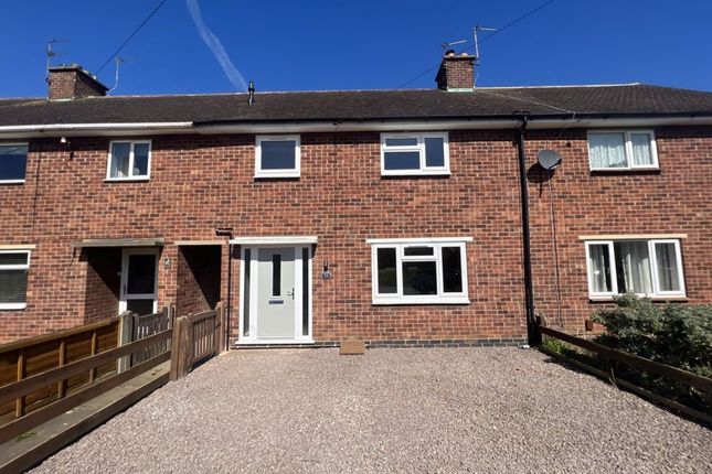 Town house to rent in East Avenue, Syston