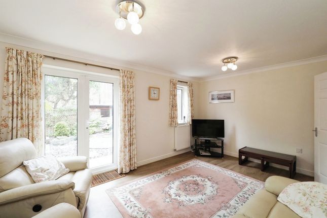 22, Leighton Way, Belper photo 3